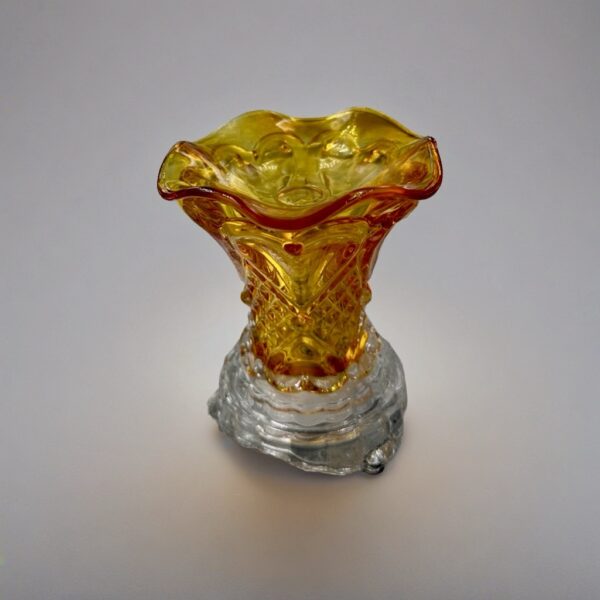 Prestige Scents Amber Flame Aroma Lamp alt="Amber Flame dimmable glass aroma lamp for fragrance oils by Prestige Scents – warm amber plug-in oil burner with adjustable light settings"